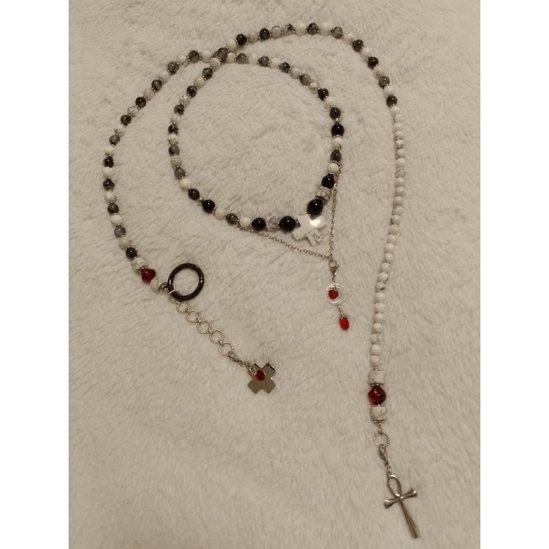 Сотуар магнезит, турмалин в кварце, чёрный агат, чешские стеклянные бусины, кристалл Сваровски