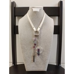 Колье, кожный шнур шириной 10мм, флюорит, перламутр