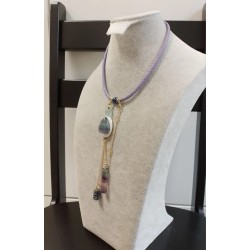 Колье, плетёный кожный шнур 5мм, флюорит, кварц в титане, перламутр, бусина Сваровски