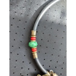 Открытое колье, основа проволока с памятью, японский лэмпворк, коралл